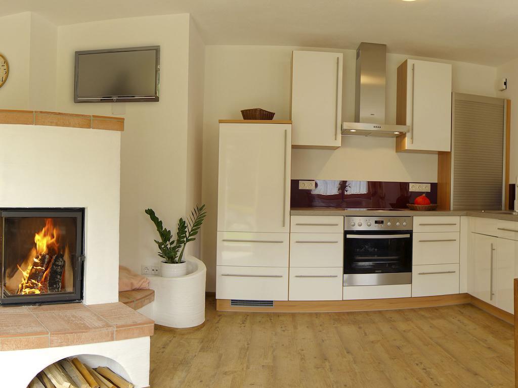 Ferienwohnung Bergblick Филцмос Стая снимка