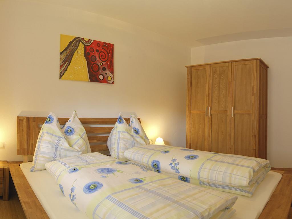 Ferienwohnung Bergblick Филцмос Стая снимка